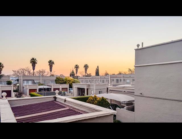 4 BEDROOM DUPLEX FOR SALE IN EDEN GLEN